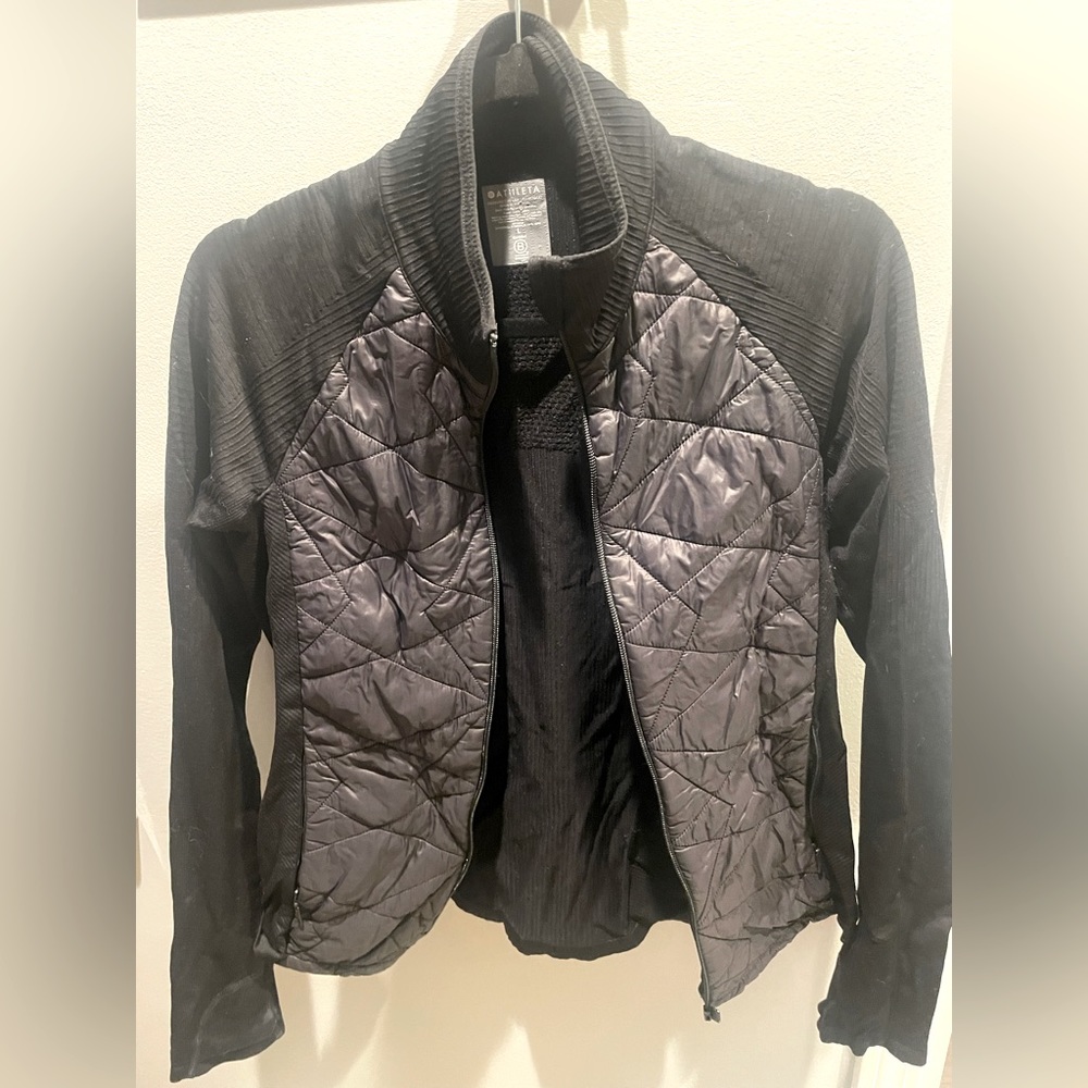 Athleta black woman’s zip up jacket